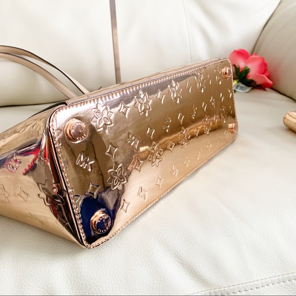 ❗️LAST ONE NWT Michael Kors Ciara Tote Set - Picture 5 of 7